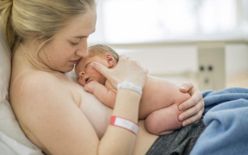 Ранния контакт на майката и бебето след раждането - защо е толкова важен?